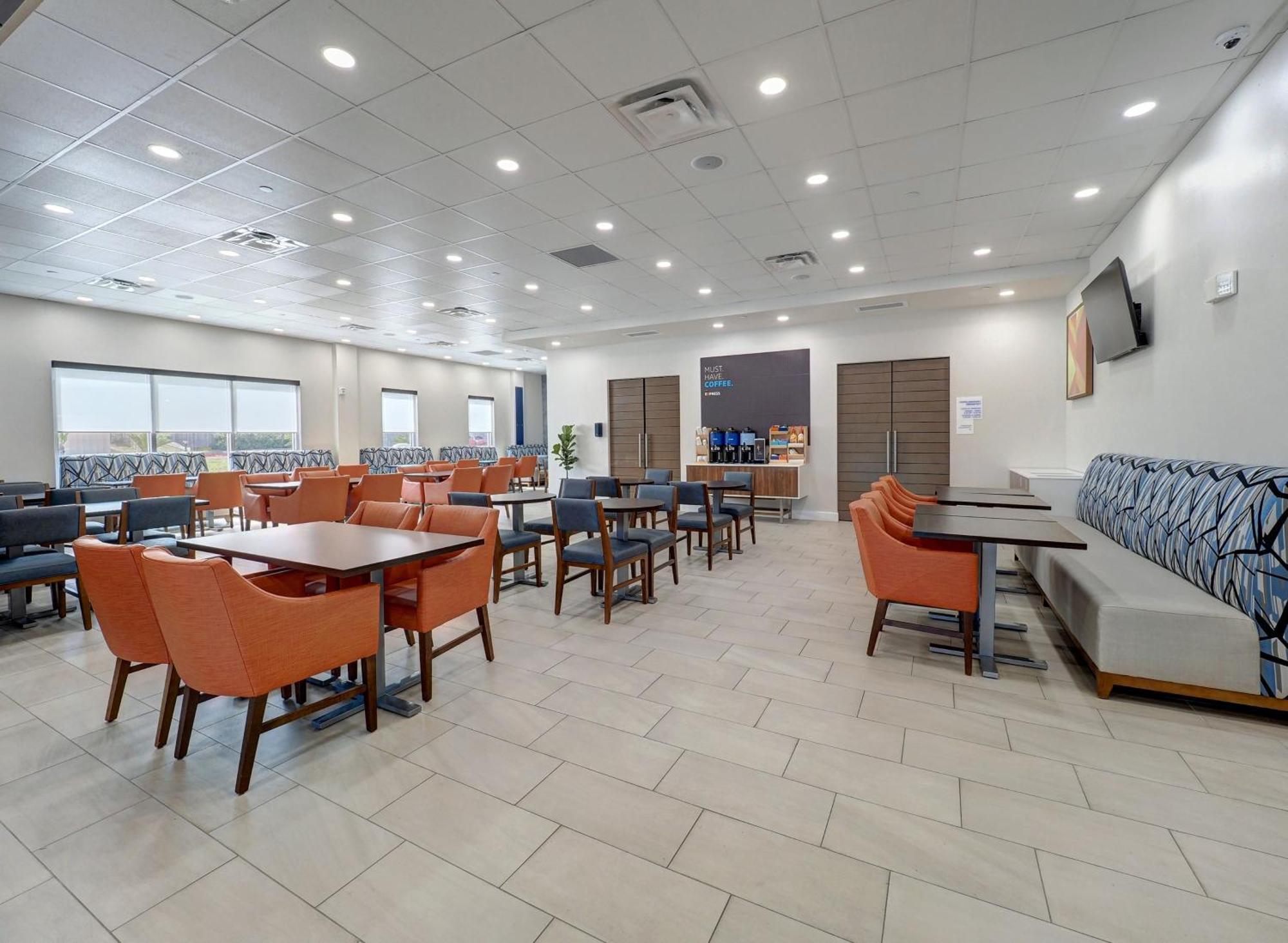 Holiday Inn Express Corpus Christi - Beachfront By Ihg Bagian luar foto