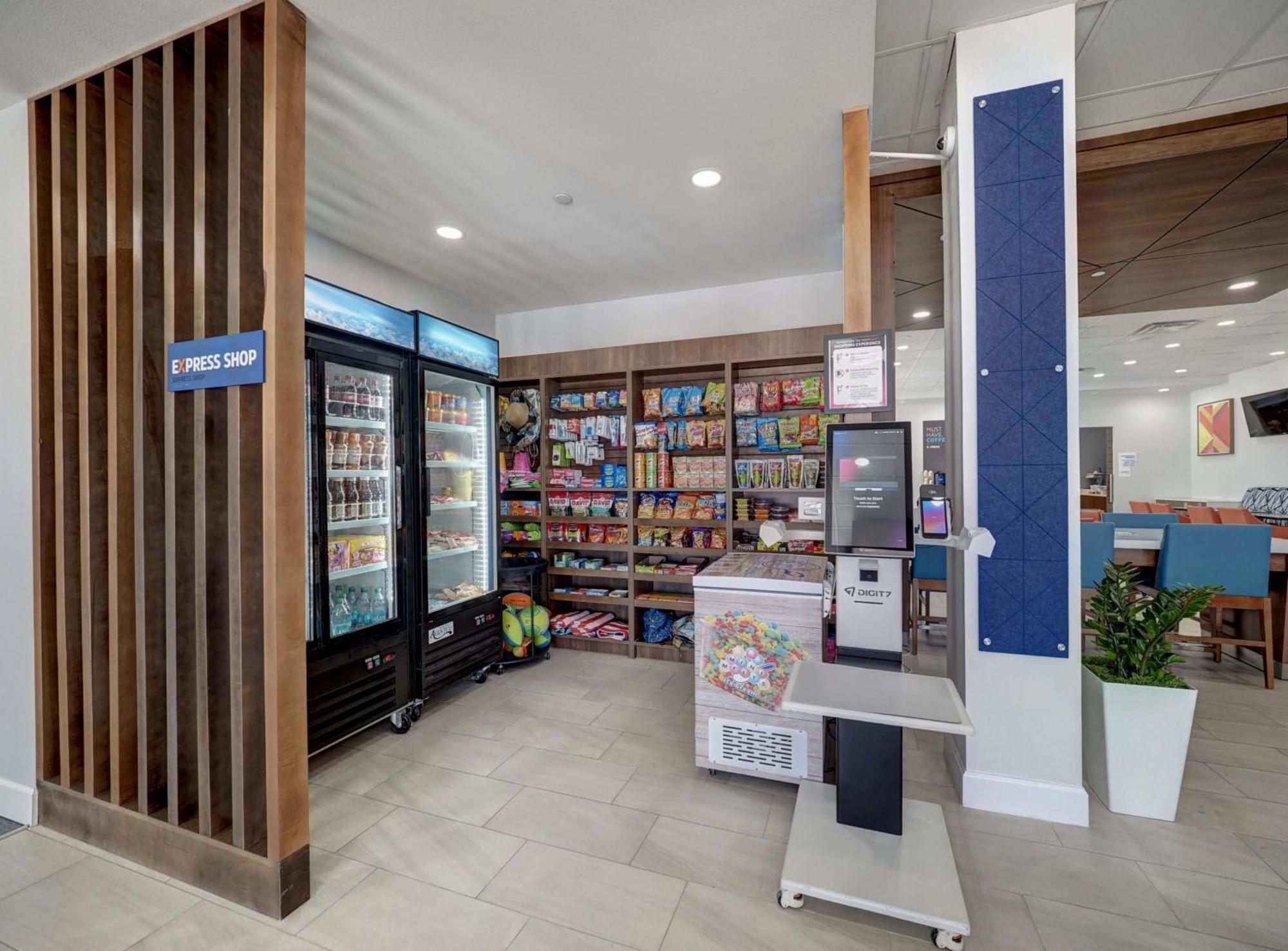 Holiday Inn Express Corpus Christi - Beachfront By Ihg Bagian luar foto