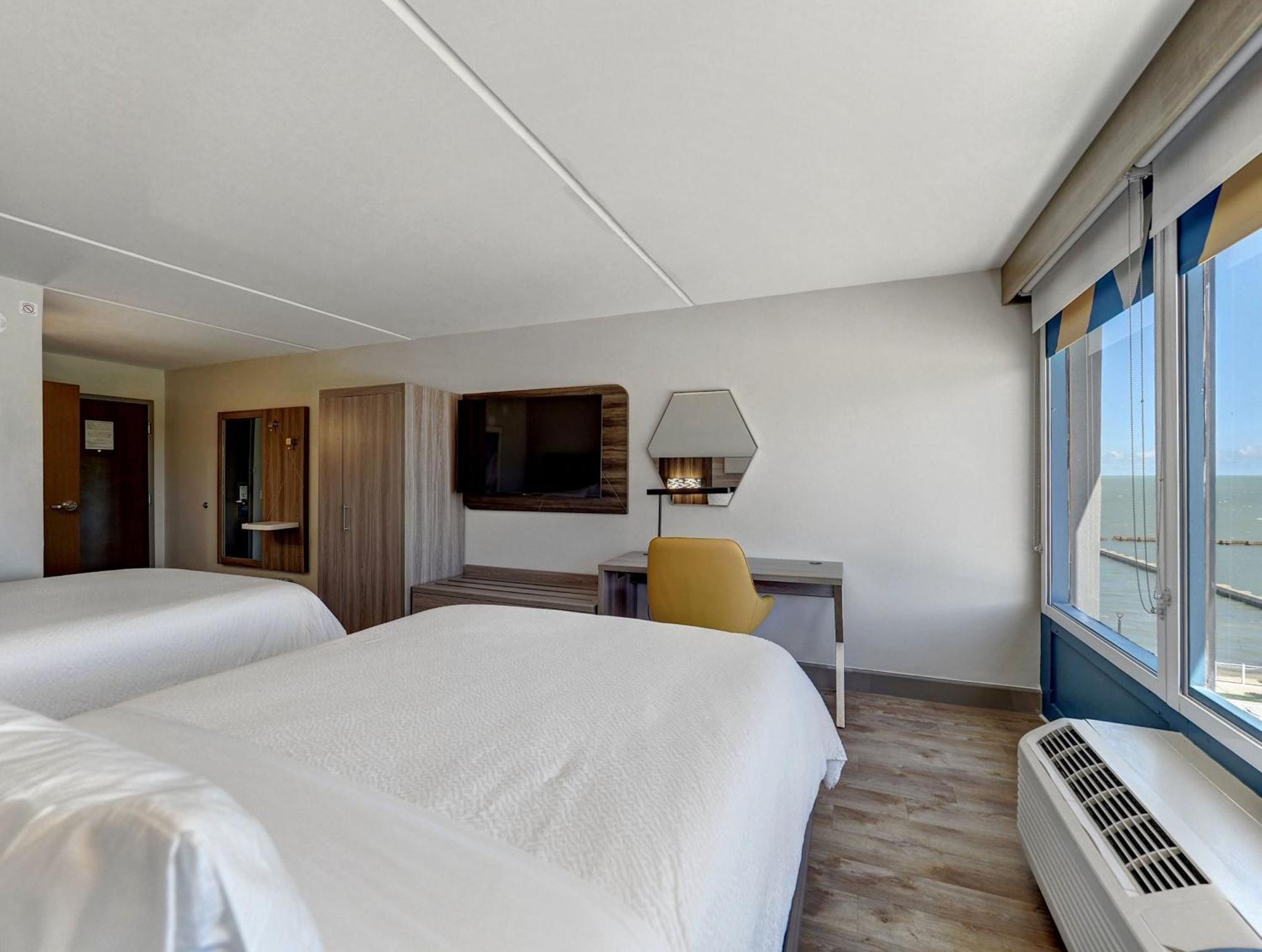 Holiday Inn Express Corpus Christi - Beachfront By Ihg Bagian luar foto