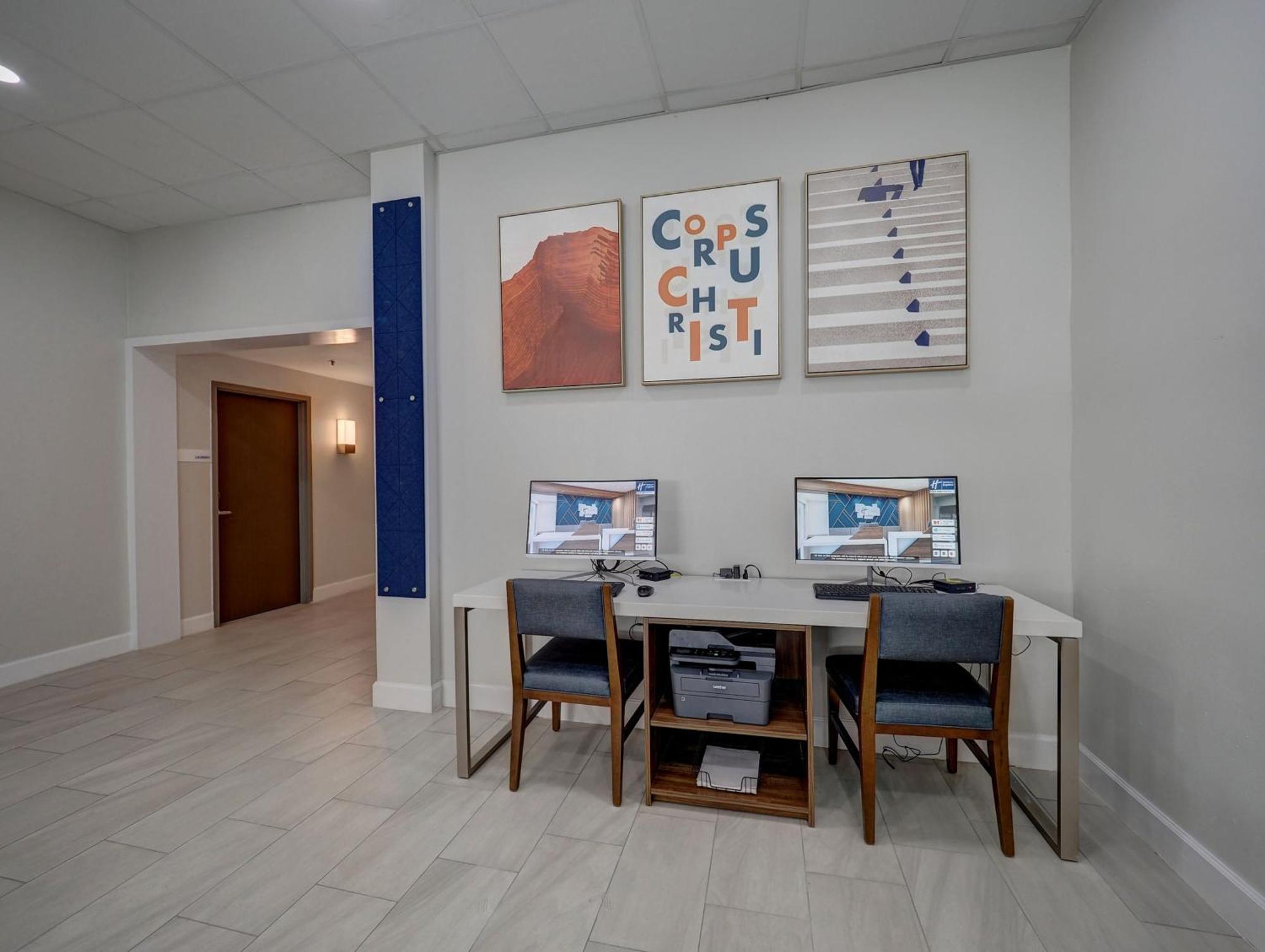 Holiday Inn Express Corpus Christi - Beachfront By Ihg Bagian luar foto