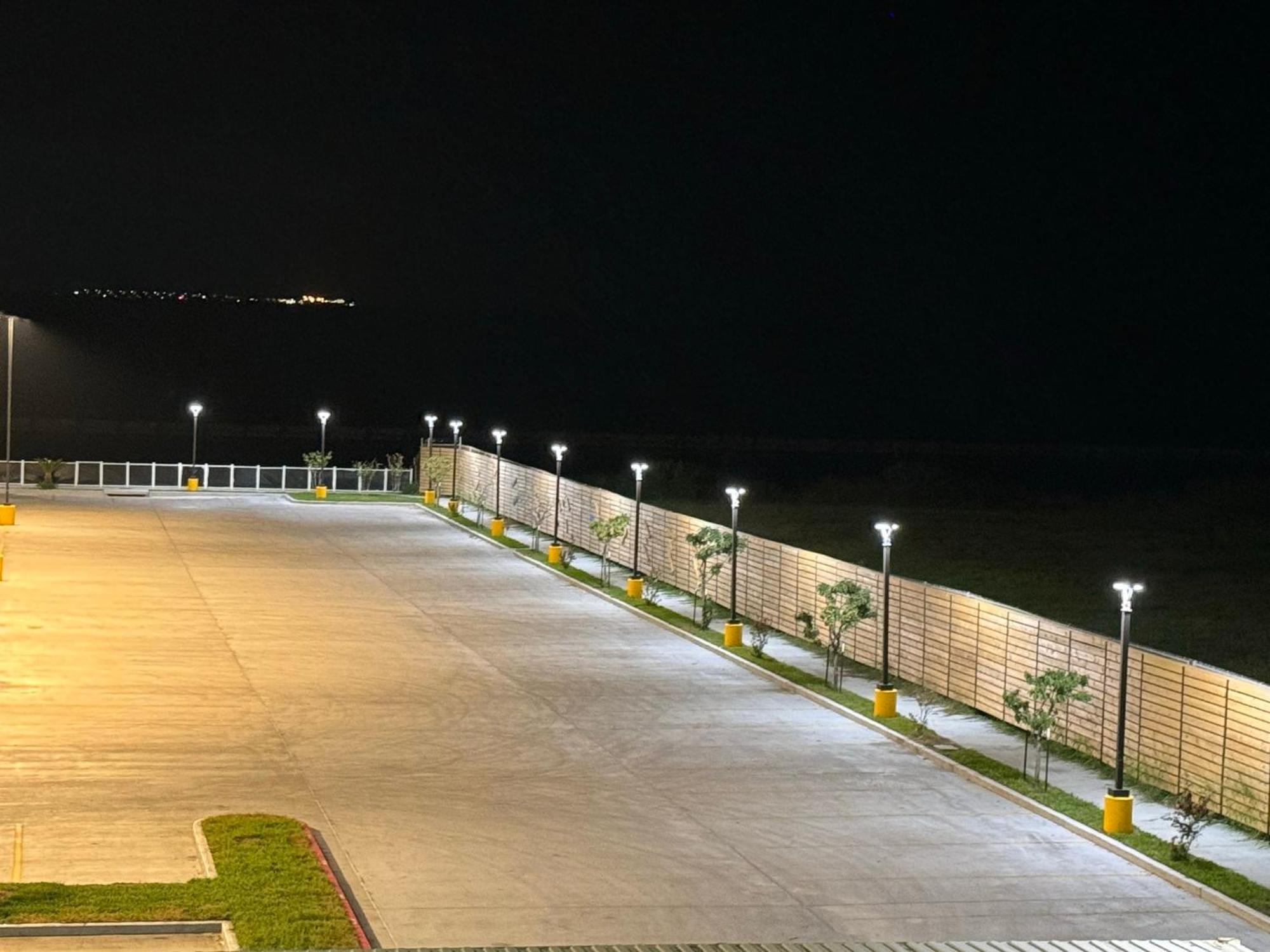 Holiday Inn Express Corpus Christi - Beachfront By Ihg Bagian luar foto