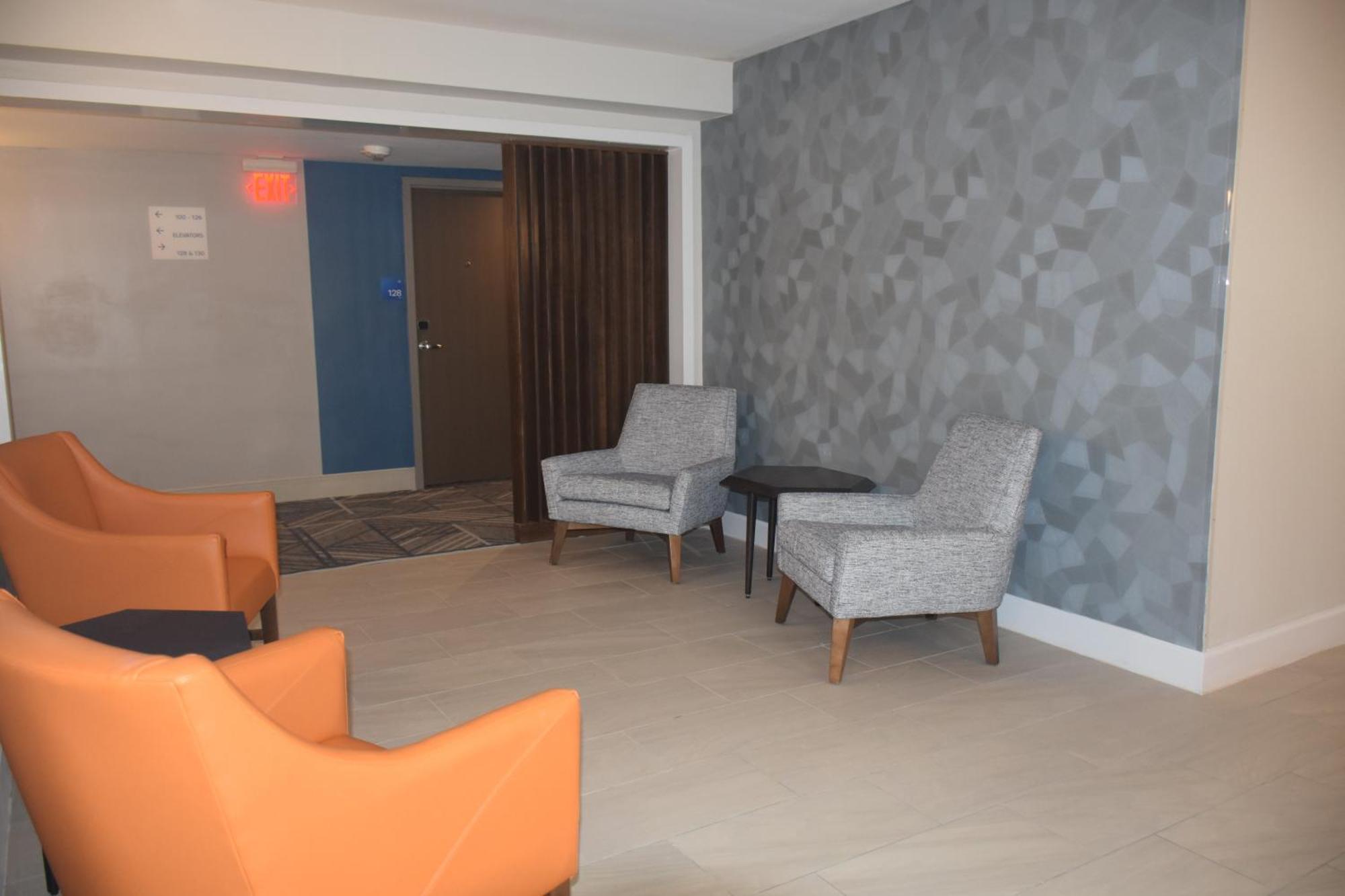 Holiday Inn Express Corpus Christi - Beachfront By Ihg Bagian luar foto